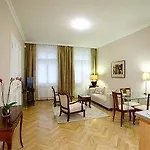 Hunger 4* Praga