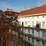 Apartahotel Hunger 4*