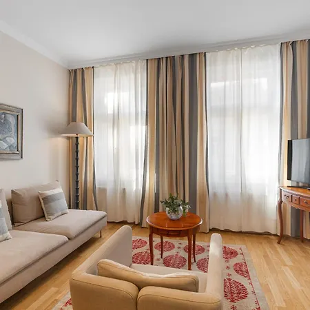 Hunger Hotel apartamentowy