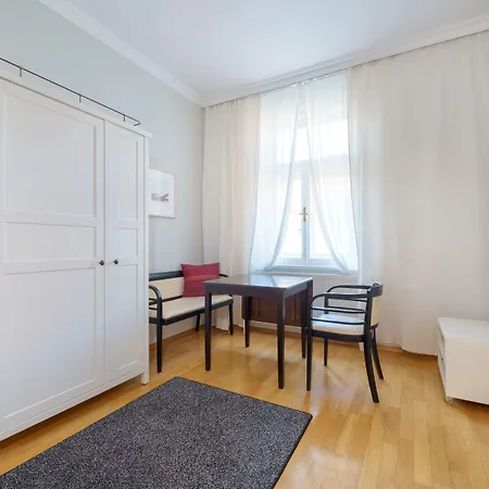 Hunger 4* Prag