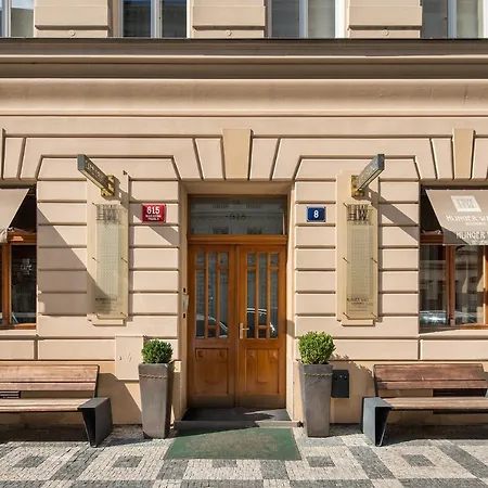 Hunger Prague