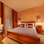 Hunger 4* Praag