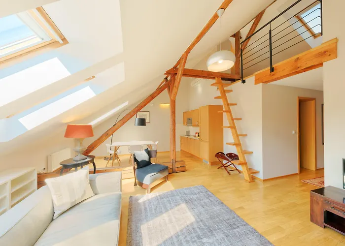 Hunger Aparthotel 4*